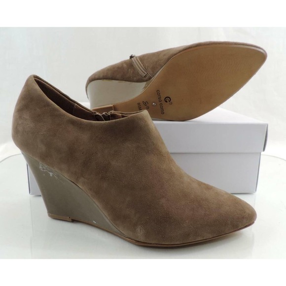 Corso Como Model Ankle Wedge Booties Pumps Taupe Suede Size 9.5 - Picture 8 of 8
